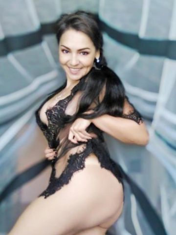 Алиса Студентка Подруга